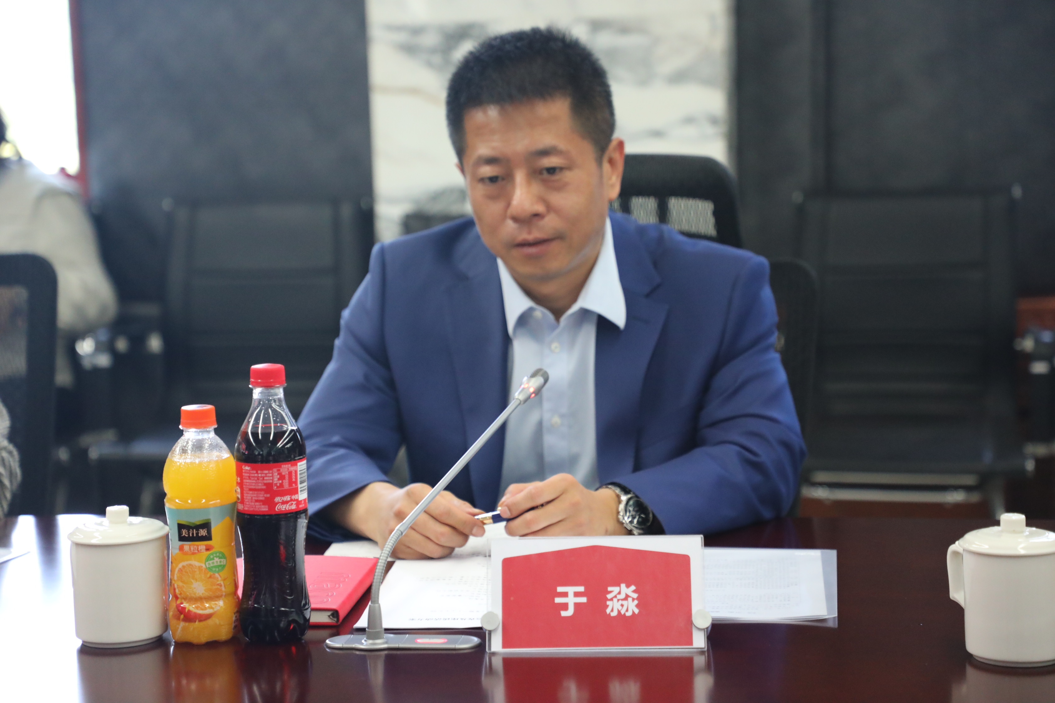 經(jīng)開(kāi)區(qū)工委副書(shū)記、組織人事部部長(zhǎng)于淼一行蒞臨美巢參觀督導(dǎo)